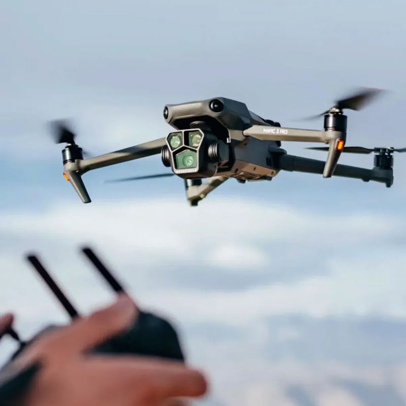 Experience Stunning Aerial Footage with 4K Drone Camera Featuring Gimbal Stability