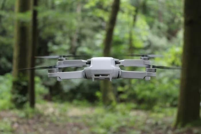 Exploring the Impact of Ukrainian Drone Technology on Modern Warfare