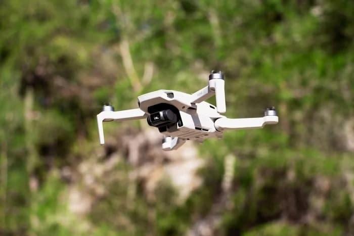 Drones Flying Over US Military Bases What You Need to Know About Security Risks