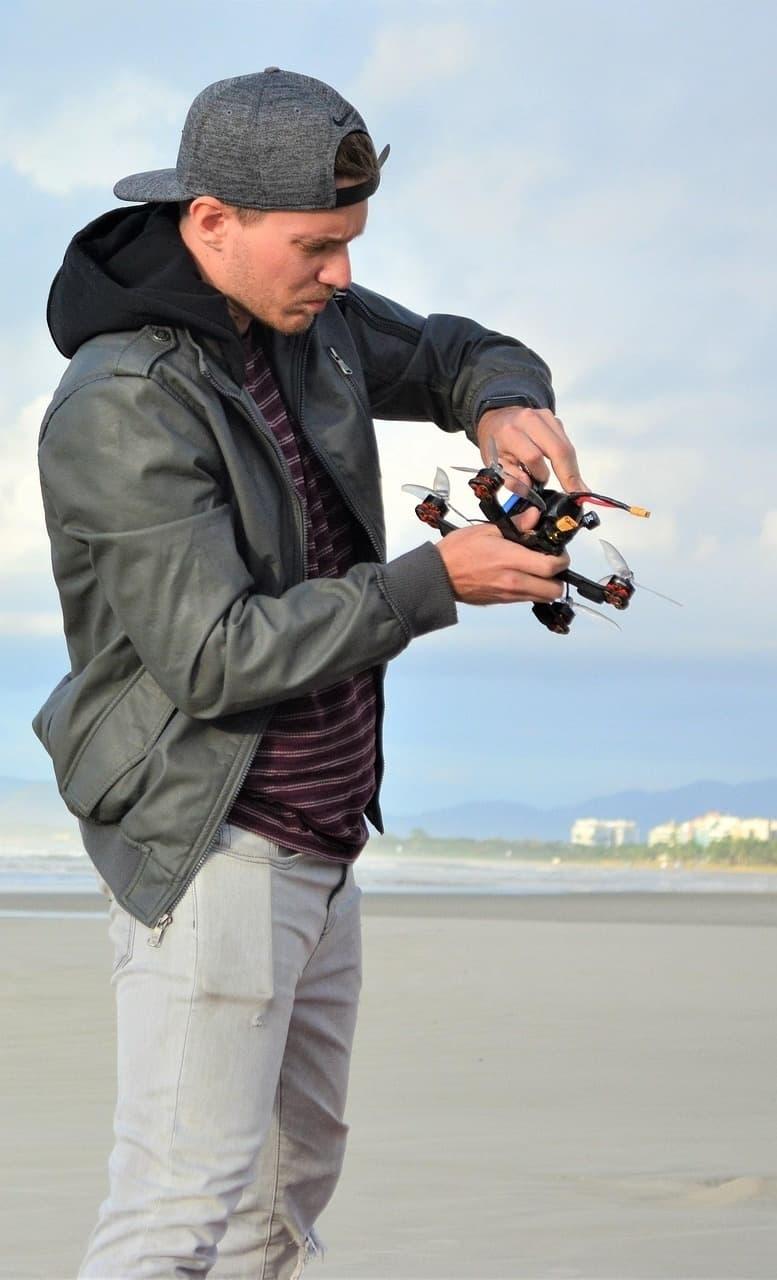 Discover the Top Uses for Tiny Drones with Cameras in Everyday Life
